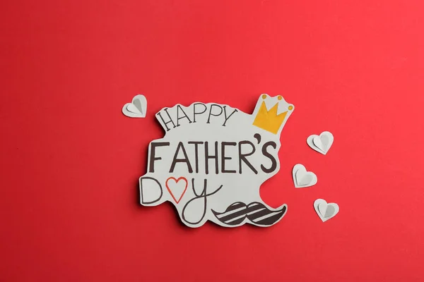 Greeting Card Phrase Happy Father Day Red Background Flat Lay — Stock Photo, Image