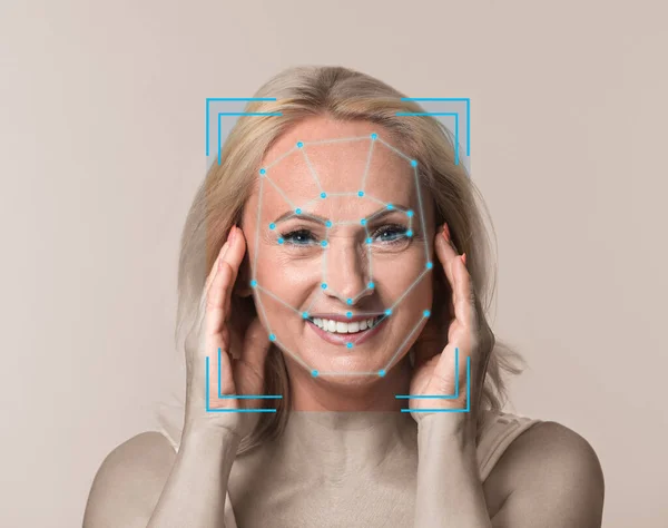 Sistema Riconoscimento Facciale Donna Matura Con Cornice Scanner Griglia Biometrica — Foto Stock