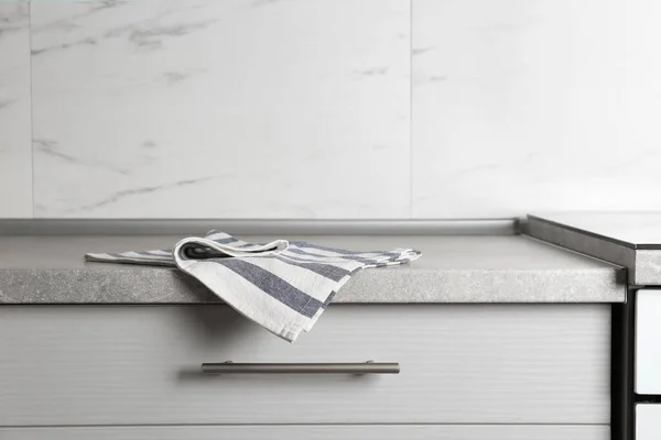 Striped Cotton Towel Countertop Kitchen — Stock Photo, Image