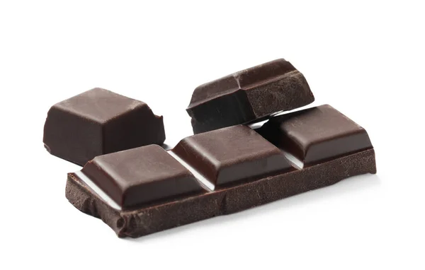 흰색으로 맛있는 초콜릿 조각들 — 스톡 사진