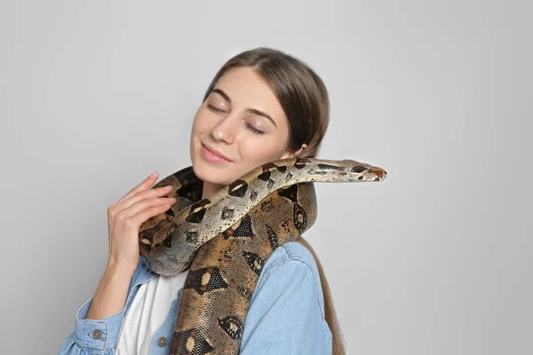 Young Woman Boa Constrictor Light Background Exotic Pet — Stock Photo, Image