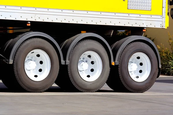 Articulated Truck Wheels Yellow Semi Trailer Royalty Free Stock Images