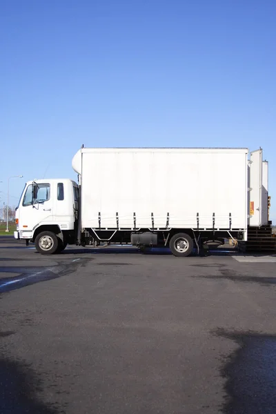 Pequeño Camión Transporte Blanco —  Fotos de Stock