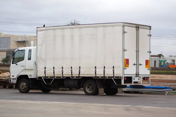 Malý Bílý Transportní Vůz — Stock fotografie