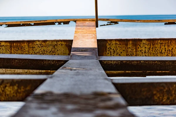 Very Rusty Metal Frames Old Thick Metal Subject Corrosion Salty — Stock Photo, Image