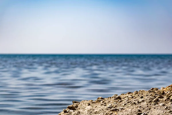 Большие Гладкие Камни Прибрежных Волнах Соленой Морской Воды Побережье Черного — стоковое фото