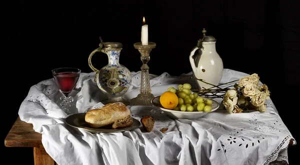 Klasik Barok hala hayat siyah bir zemin üzerine Hollanda kahvaltı tarzında