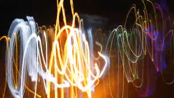 Сумасшедший танец огней — стоковое видео