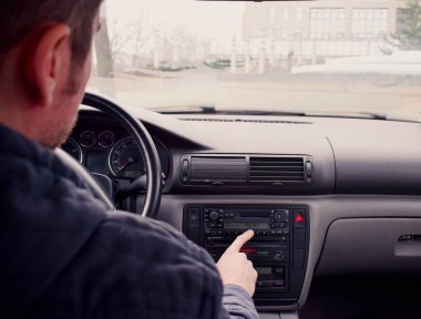 Müzik seti Tuning ses düzeyini ayarlama