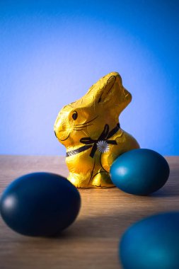 Çikolata Paskalya yumurtaları ile tatil için çikolata Bunny