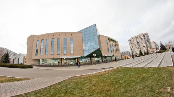 Branch of Sberbank of Russia on the first floor of a multistory — Stock Photo, Image