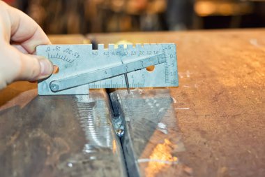 Denetleme geniş çaplı iki boru ek yerleri, geometrik parametrelerini