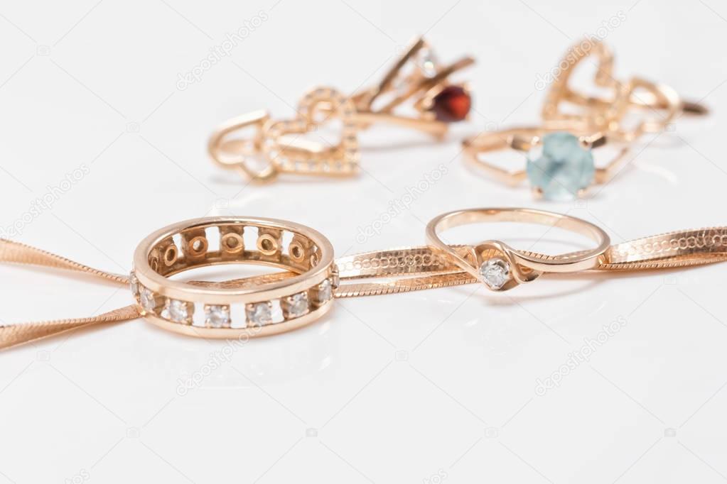 Best gift for girl - gold jewelry