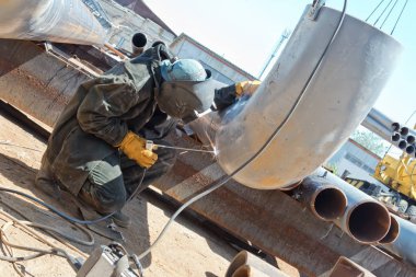 El yayı kaynaklama için aygıtın parçalarının onarımı