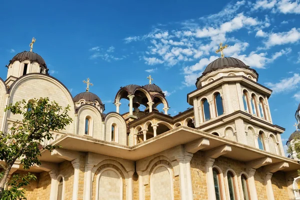 Tempel niet gemaakt door handen beeld van Christus de Verlosser in Adler — Stockfoto