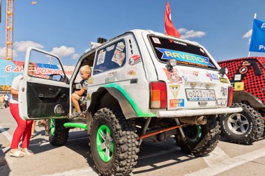 araçlar Fuarı açık altında nda yüksek bir giriş izni 