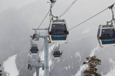 Arkhyz teleferik sütlü şekilde kötü havada