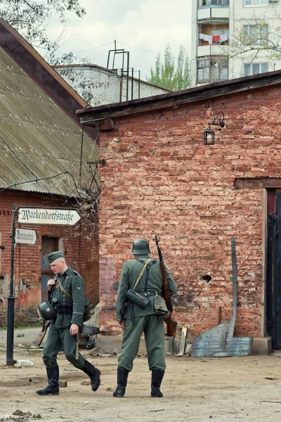 Yeniden inşası Kızıl Ordu arasında İkinci Dünya Savaşı savaş ve — Stok fotoğraf