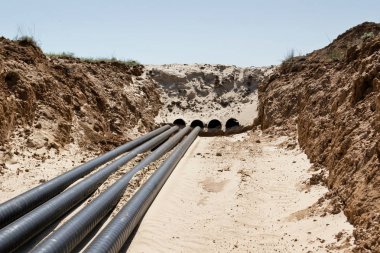 Özel bir dayanıklı yalıtım boru hatları döşenmesi 