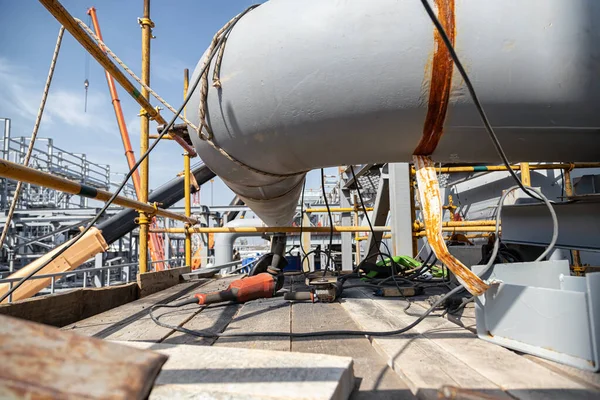 Installation Process Pipeline New Plant Using Welding Scaffolding — Stock Photo, Image