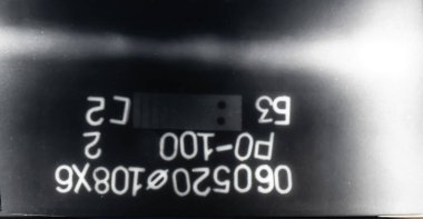 Dahili eklentiler olmadan kaynaklama dikişinin X-ray görüntüsü