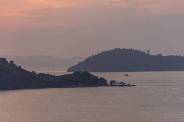 Sunrise Mergui Adaları, Myanmar.