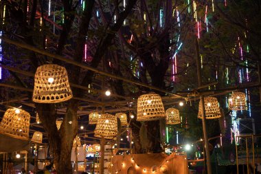 Tayland 'da fener stili.