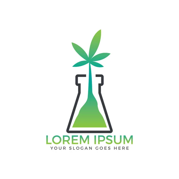 Yeşil şişe esrar yaprak logo tasarımı ile. Esrar laboratuvar simgesi tasarım.
