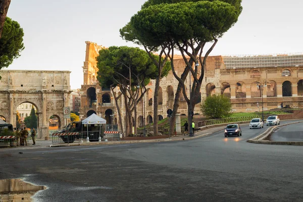 Rom Tidig Morgon Utsikt Över Colosseum — Stockfoto