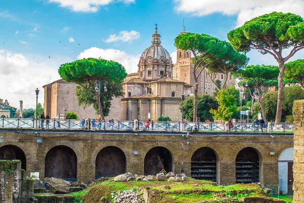 Roma Chiesa Santa Maria Loreto — Foto Stock