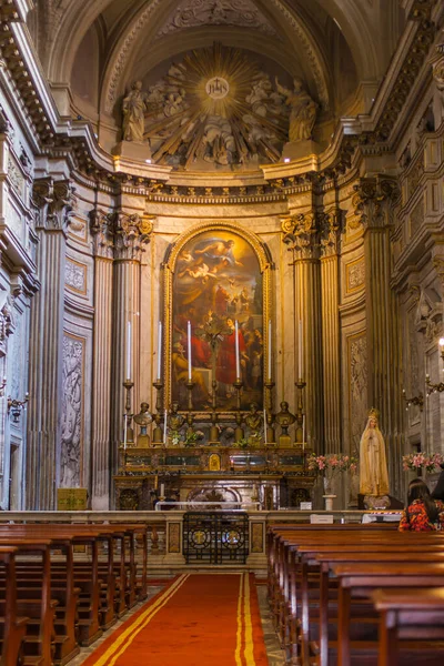 Roma Interior Igreja Católica Santi Vincenzo Anastasio Fontana — Fotografia de Stock