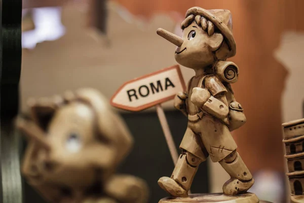 Roma 2019 Pinocchio Giocattolo Intagliato Legno Uno Dei Negozi Della — Foto Stock