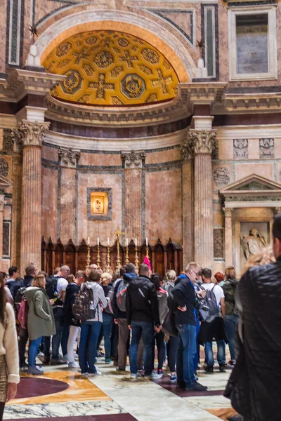 Roma 2019 Templo Todos Deuses Panteão Grupos Turistas Que Visitam — Fotografia de Stock