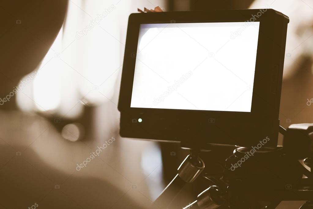 Video camera viewfinder