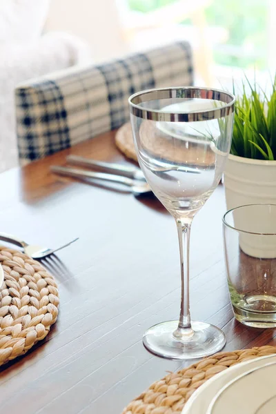 Elegant dining table setting — Stock Photo, Image