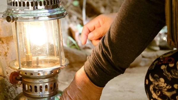 Iluminação Velha Lanterna Tempestade Lâmpada Furacão — Fotografia de Stock