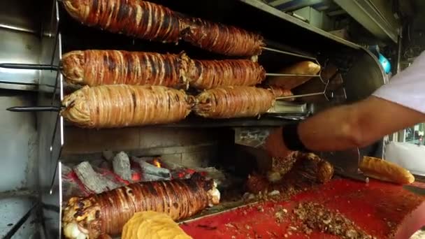 Kokore Ist Eine Türkische Mahlzeit Besteht Aus Lammdarm Darm Von — Stockvideo