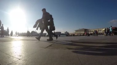 Gün batımında Kadıköy rıhtımında yoğun saatler. İstanbul Türkiye.