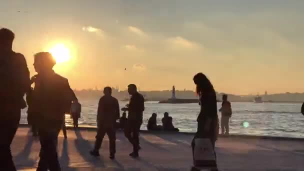 Hora Punta Muelle Kadikoy Atardecer Estambul Turquía — Vídeo de stock