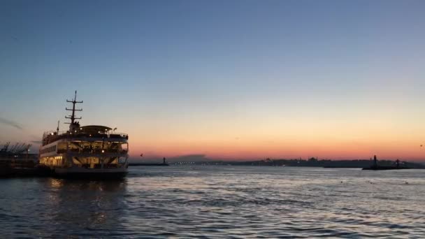 Rush Hour Kadikoy Pier Sunset Time Istanbul Turkey — ストック動画