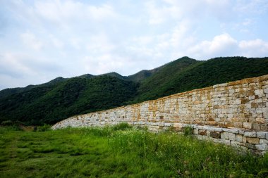 Gomosan Kalesi, Kore 'de Üç Krallık döneminin kale duvarıdır..