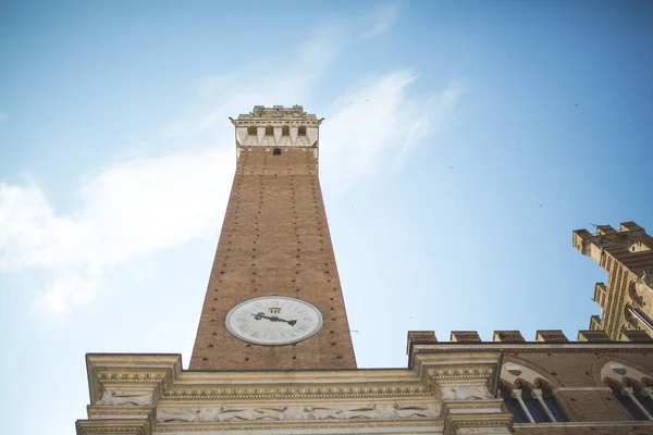 Mangia Tower — Free Stock Photo