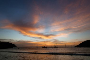 doğal görünümünü güzel günbatımı okyanus, phuket, Tayland