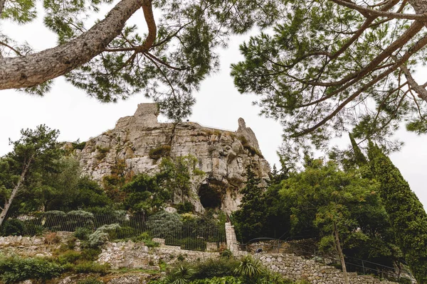 Gammal grotta — Stockfoto