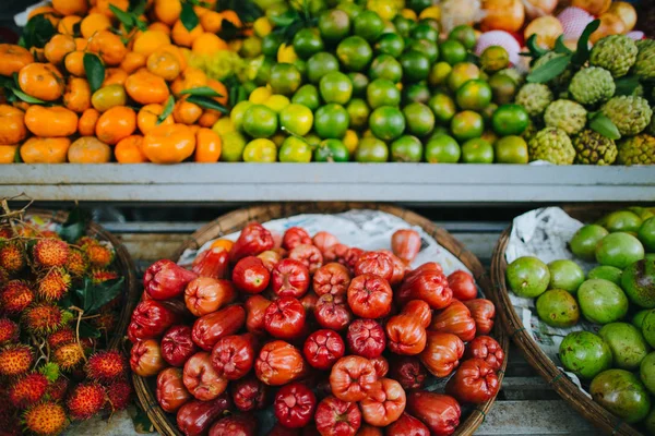 Exotische Früchte — Stockfoto