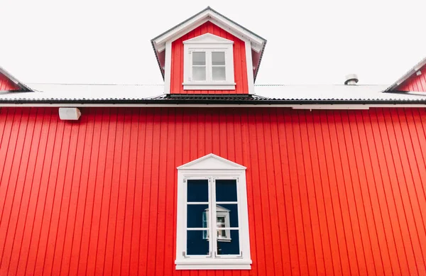 Red building — Stock Photo