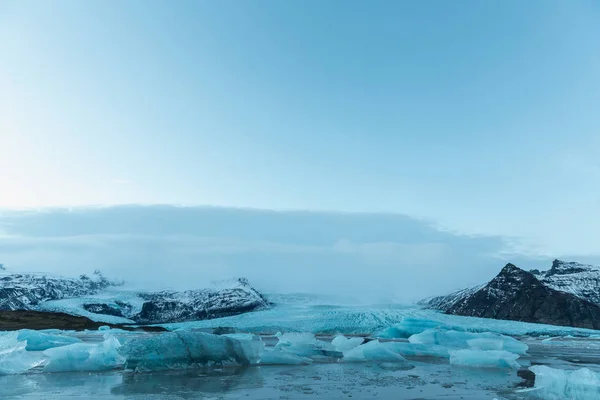 Derretimiento de icebergs - foto de stock