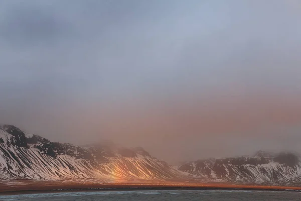 Arc-en-ciel en Islande — Photo de stock