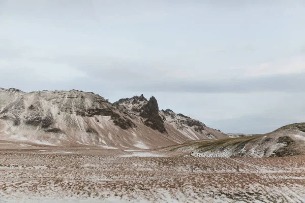 Vallée dans la neige — Photo de stock