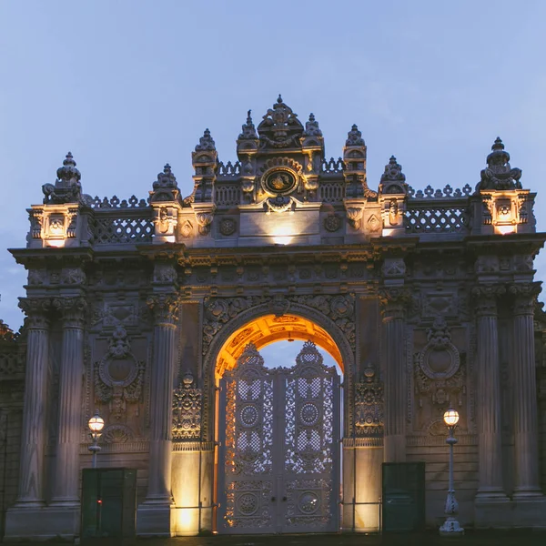 Palacio Dolmabahce - foto de stock